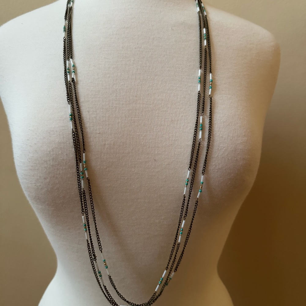 NWT Aeropostale Silver and Green Multi-Strand Necklace